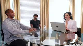 Veronica Avluv didn&amp;#039;t mikir loba ngeunaan hiji interracial threesome