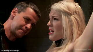 Meleg kötött szőke újonc Ella Nova kap meggyötört, fegyelmezett által mester James Mogul aztán szopni meg baszni nagy fasz kemény gimp Owen Szürke