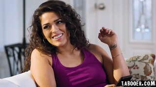 En gammel flamme synes at være blusset mellem Whitney og Victoria