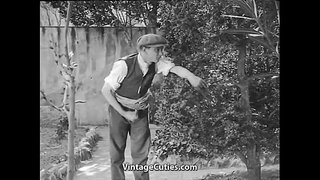 Padre De Familia Encantos De Su Nuevo Jardinero