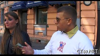 Hoang dã trong nhà hoạt động tình dục