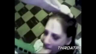 0019 Ҷинсӣ рабыне дод пощечину, плюнули ба он, заткнули даҳони кляпом барои варзиш