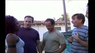 сексуальный межрасовый минет бири-кара жыгач