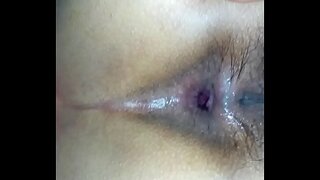 Dáva mu do zadku moje elf