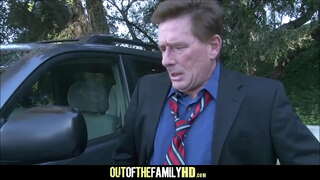 Гвардия Блондинка үй-Бүлө Трахается Менен өгөй атасы жана Мальчиком