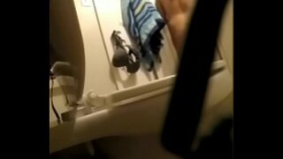 ���ेरी बहन पर जासूसी