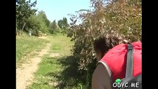 ���රුණ නීතිමය වයස අවුරුදු යෞවනයෙකු ඇත vehement ලිංගික