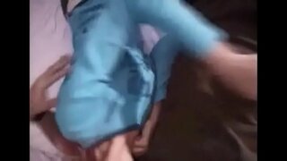 Apena? la? le? a girl goes wild