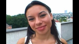 Idealna dupe tinejdžerske анала 2!!! scena je nešto više od osamnaest