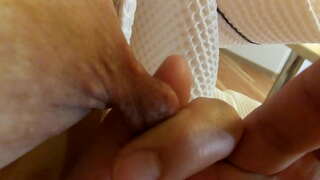 Кудрявые упчулар Милфы крутили, тянули жана растягивали катары резина хентай-упчулар