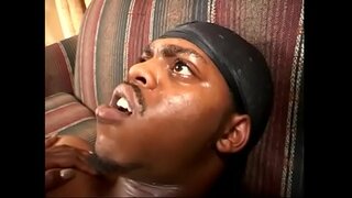 Симпатичная рыжеволосая шоколад красотка Келли Рейн закашлялась капустной суу, попавшей ага оозго болгондон кийин зажала анын волосатую пизду