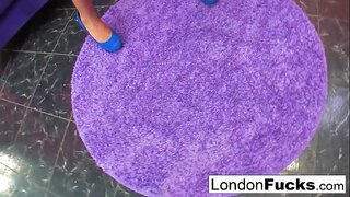 Asian babe kawin dhéwé