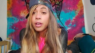 BỞI TƯƠNG TÁC VỚI NHỮNG NGƯỜI HÂM MỘ,