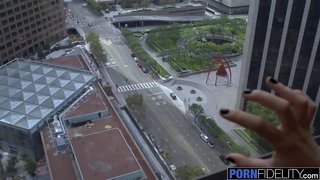 Ĉadio Blanka Forkonsumita De Maneater Anny Aurora