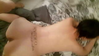 ���ാര്യ teen wants the cum on her ass