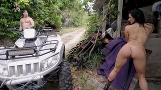 BANGBROS - Mirum Collectio Cougar Porn Starring Smokin&#039; Calidum Parvulus Kendra Libido (1 of 3)